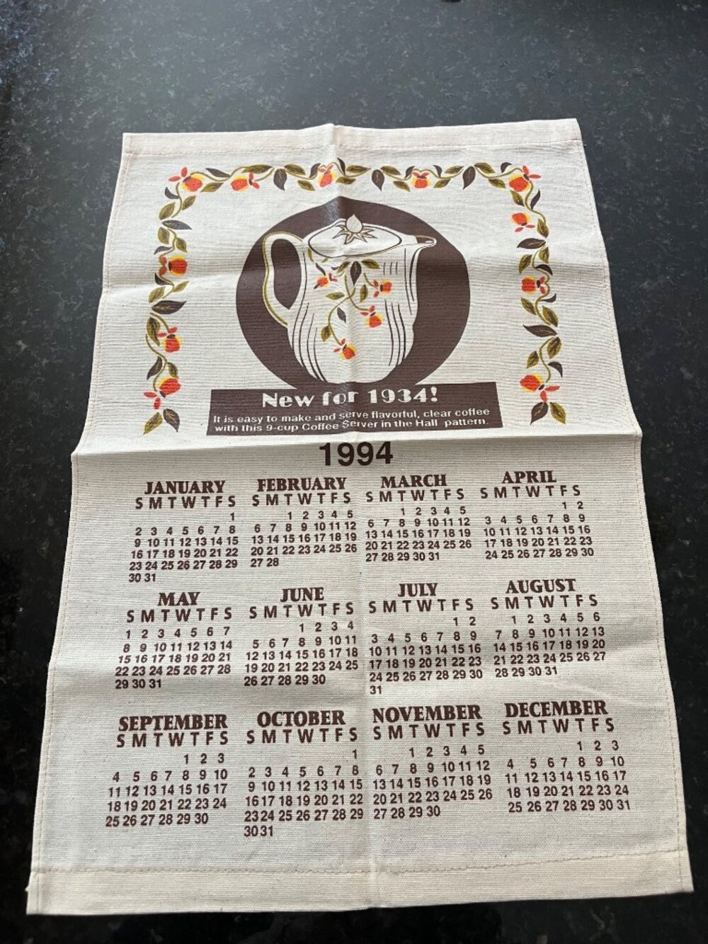 Jewel Tea Autumn Leaf Tea Towel A942